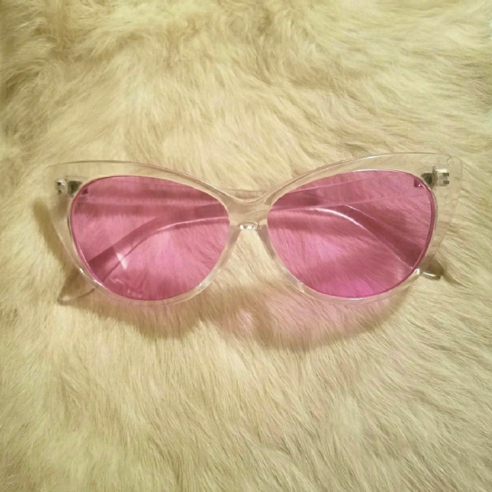 PINK RETRO CAT EYE SUNGLASSES